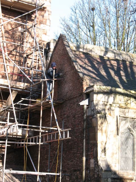 Repointing & Repairs